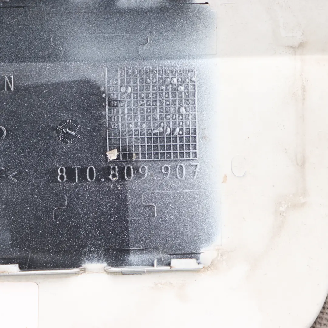 Audi A5 8T Tapa del tapón del depósito combustible Perla blanca S9R - SKU 8T0809907C-MGW - Número de pieza 8T0809907C