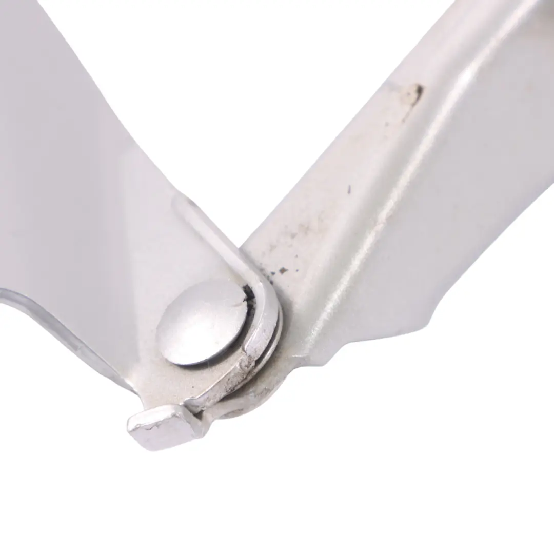 Cerniera cofano anteriore sinistra Argento ghiaccio - X7W D per Audi A5 8T con numero di parte 8T0823301 Audi A5 8T Cerniera cofano anteriore sinistra Argento ghiaccio - X7W D - SKU 8T0823301-ICS - Numero di parte 8T0823301