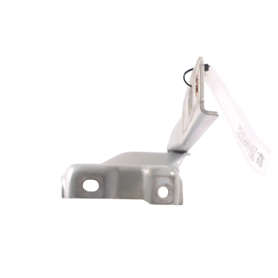 Zawias Maski Pokrywy Silnika Prawy Ice Silver Metallic - X7W do Audi A4 B7 o numerze 8T0823302E Audi A4 B7 Zawias Maski Pokrywy Silnika Prawy Ice Silver Metallic - X7W - SKU 8T0823302E-ICS - Numer Części 8T0823302E