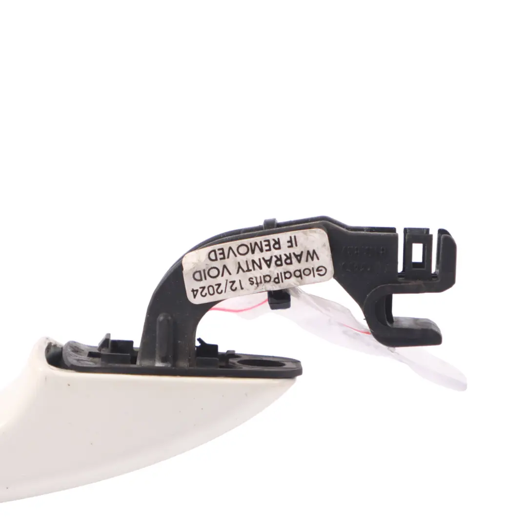 Handle Front Rear Right Left N/O/S Amalfi White - Y9K 8T0837205A to Audi Q3 8U with Part number 8T0837109 Audi Q3 8U Handle Front Rear Right Left N/O/S Amalfi White - Y9K 8T0837205A - SKU 8T0837205A-AWH - Part number 8T0837109