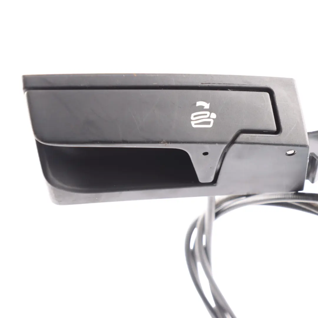 Poignée déverrouillage du dossier de la banquette arrière Audi S5 8T - SKU 8T0885676 - Numéro de pièce 8T0885676