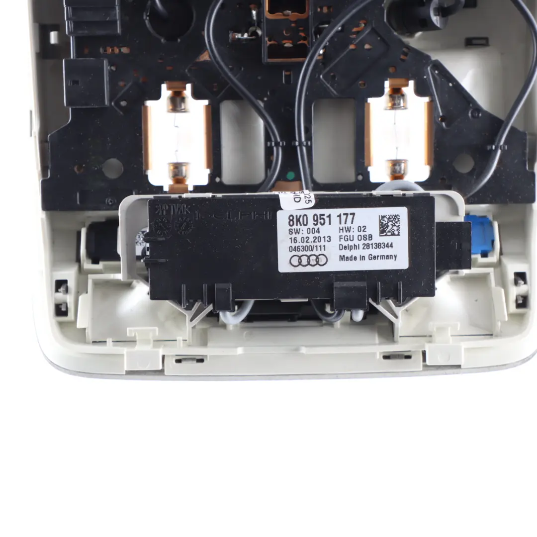 Reading Light Audi A5 S5 8T Front Lamp Sun Roof Switch Panel Black to with Part number 8T0947135BM Reading Light Audi A5 S5 8T Front Lamp Sun Roof Switch Panel Black - SKU 8T0947135BM - Part number 8T0947135BM