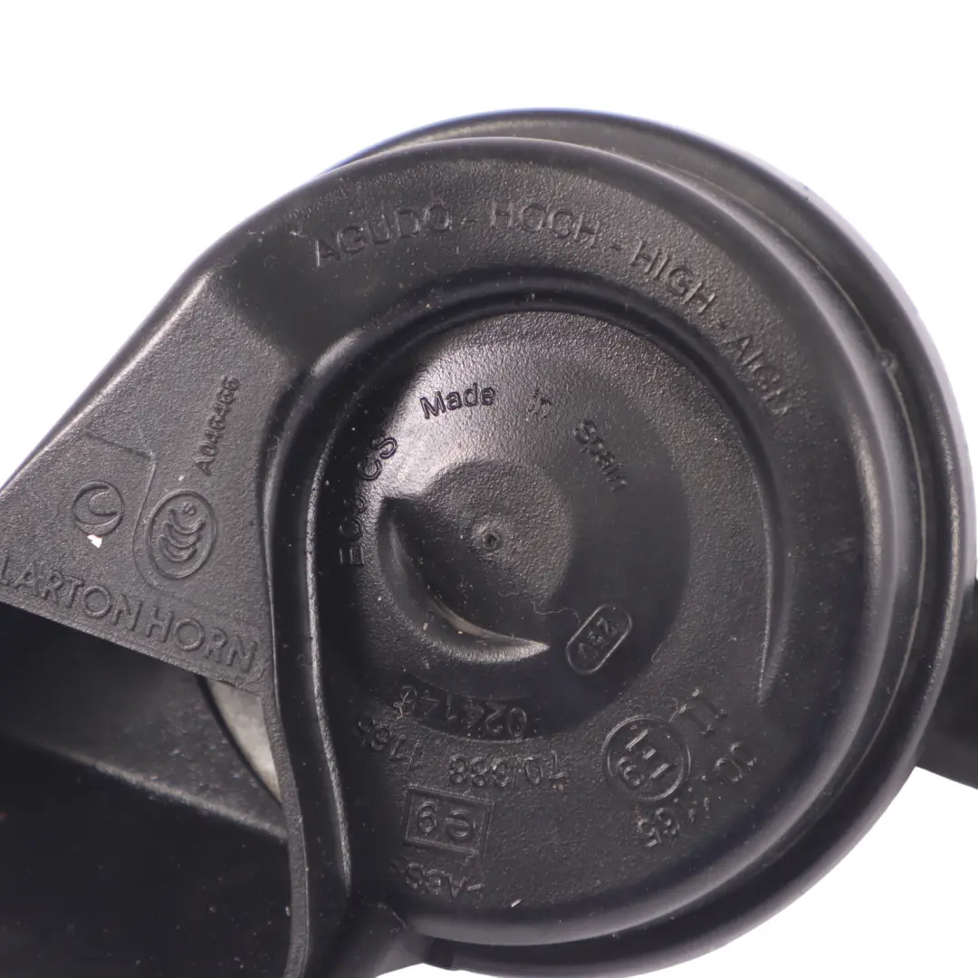 Hupe Schallzeichen Fanfare Hochton-Sirene für Audi A4 B8 A5 8T mit Teilenummer 8K0951221 Audi A4 B8 A5 8T Hupe Schallzeichen Fanfare Hochton-Sirene - SKU 8T0951223 - Teilenummer 8K0951221