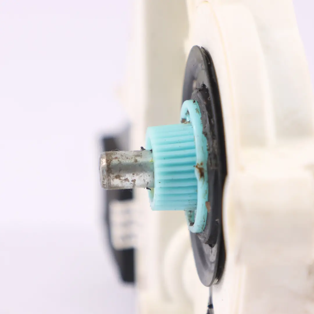 Vordertür Fensterheber Mechanismus Motor Links für Audi A5 8T mit Teilenummer 8T0959801A Audi A5 8T Vordertür Fensterheber Mechanismus Motor Links - SKU 8T0959801A - Teilenummer 8T0959801A