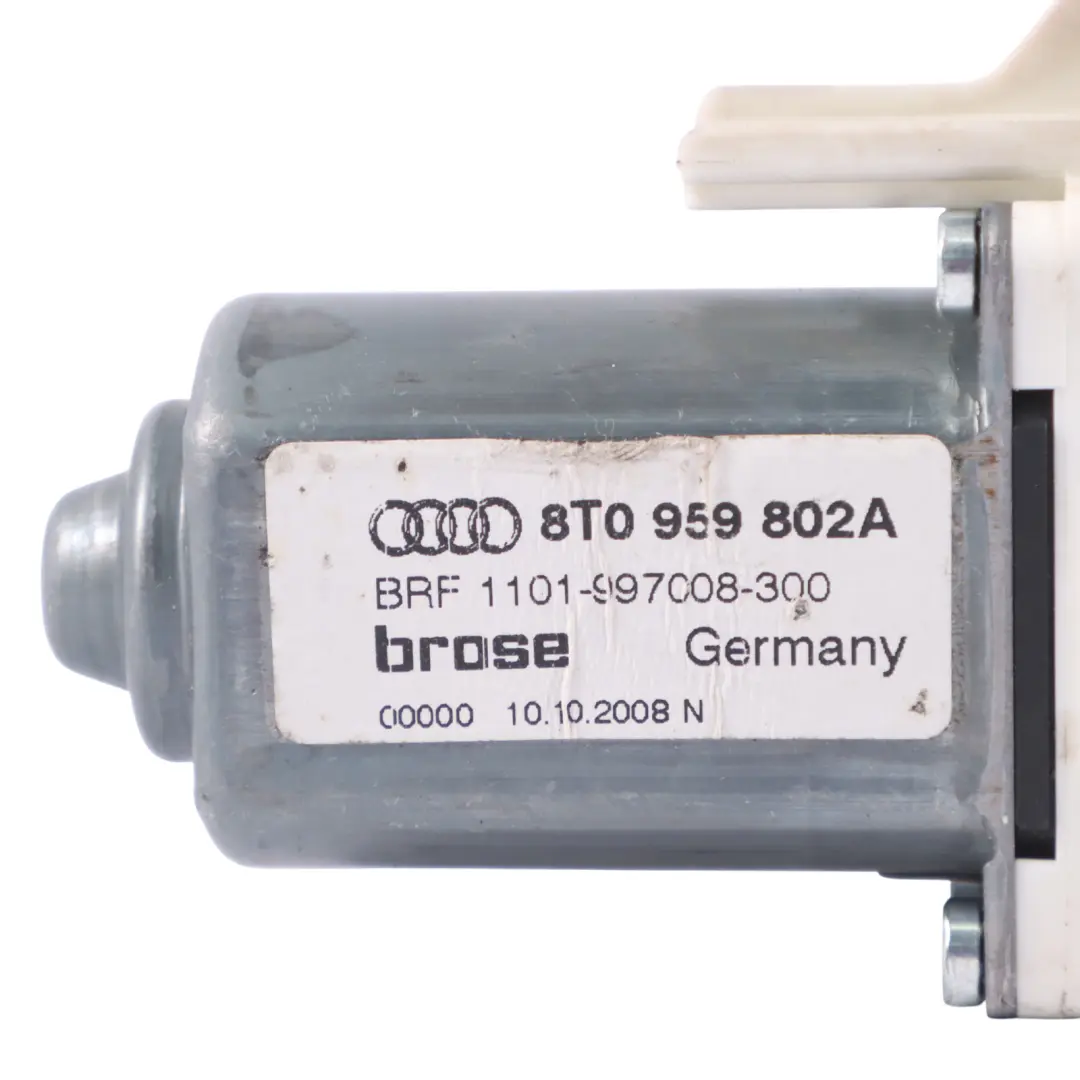 Silnik Silniczek Podnoszenia Szyby Prawy Przód do Audi A5 8T o numerze 8T0959802A Audi A5 8T Silnik Silniczek Podnoszenia Szyby Prawy Przód - SKU 8T0959802A - Numer Części 8T0959802A