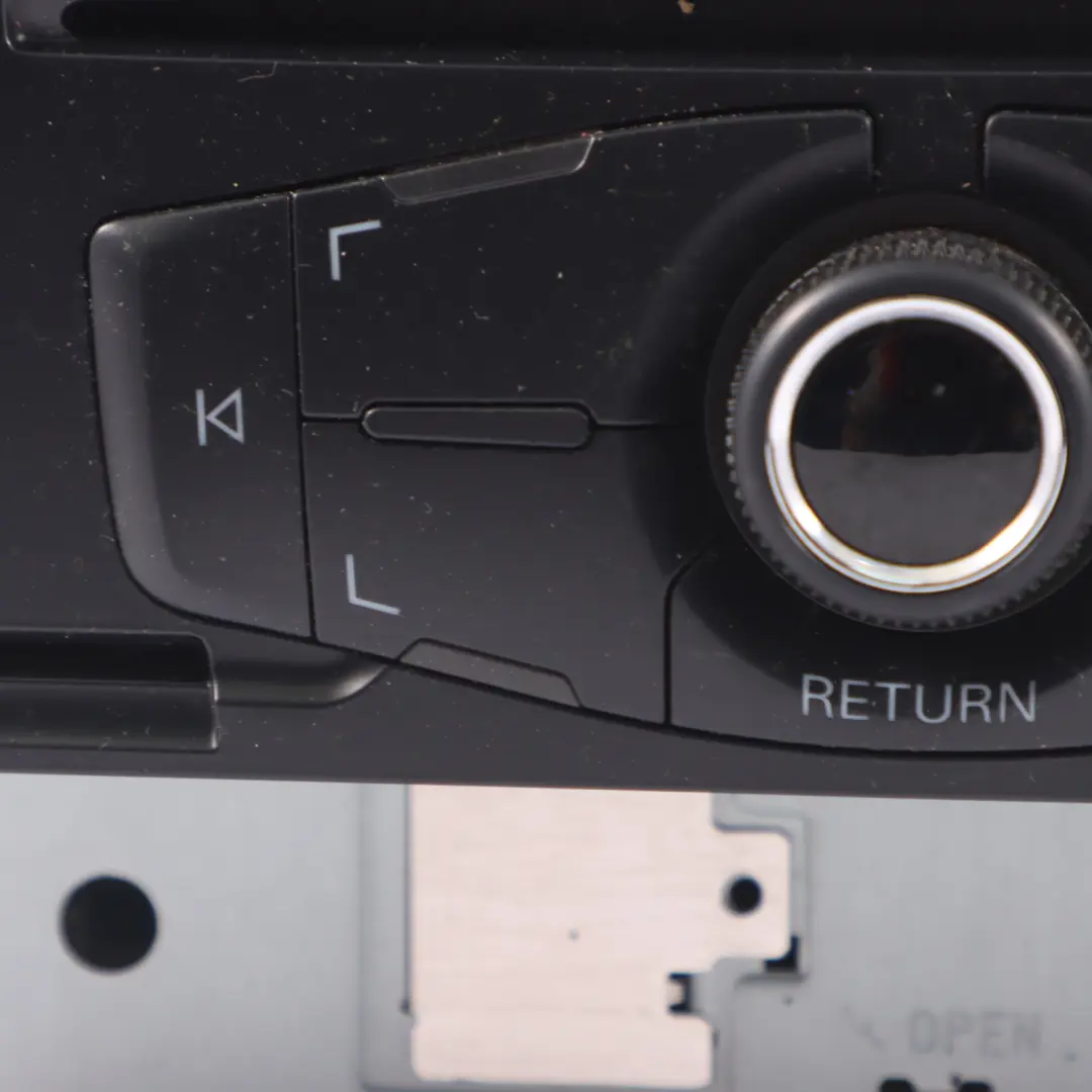 Radio Media Player Audio CD Head Unit Player Concert to Audi A4 B8 A5 8T with Part number 8T2035186C Audi A4 B8 A5 8T Radio Media Player Audio CD Head Unit Player Concert - SKU 8T2035186C - Part number 8T2035186C