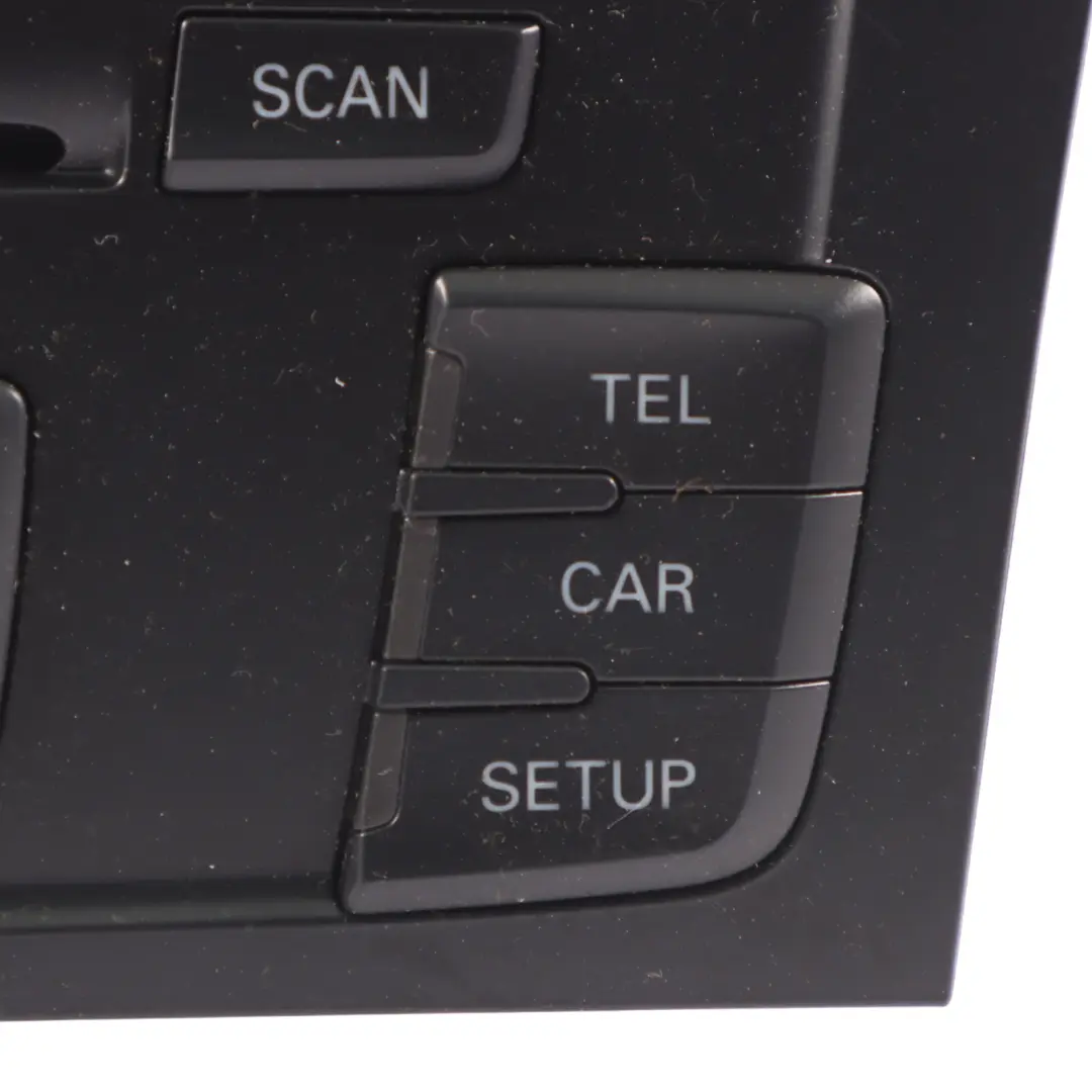 Audi A4 B8 A5 8T Radioodtwarzacz Radio CD Concert - SKU 8T2035186C - Numer Części 8T2035186C