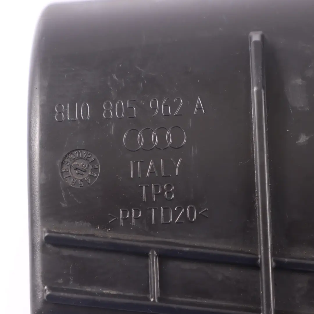 CFFB conducto de aire caja filtro aire tubo entrada para Audi Q3 8U 2.0 TDI con número de pieza 8U0129618 Audi Q3 8U 2.0 TDI CFFB conducto de aire caja filtro aire tubo entrada - SKU 8U0129618 - Número de pieza 8U0129618