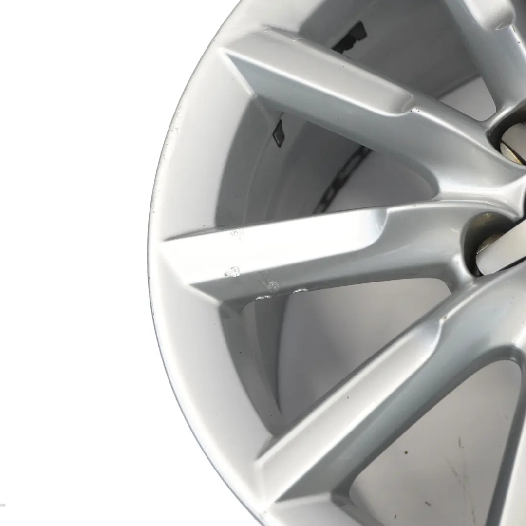 Audi Q3 8U Silver Wheel Alloy Rim 17" 7J ET:43 - SKU 8U0601025S-4 - Part number 8U0601025S