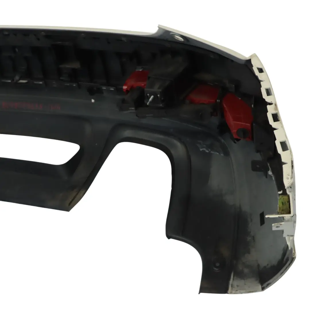 Zderzak Tylny Amalfi White Biały - Y9K do Audi Q3 8U o numerze 8U0807067B Audi Q3 8U Zderzak Tylny Amalfi White Biały - Y9K - SKU 8U0807067B-AWH - Numer Części 8U0807067B