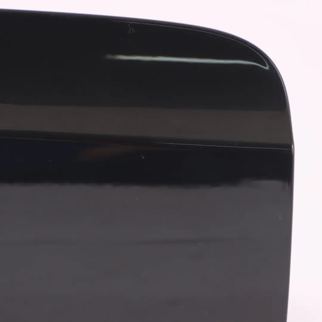 Audi Q3 8U Klapka Wlewu Paliwa Mythical Black - Y9T - SKU 8U0809907-MYB - Numer Części 8U0809907