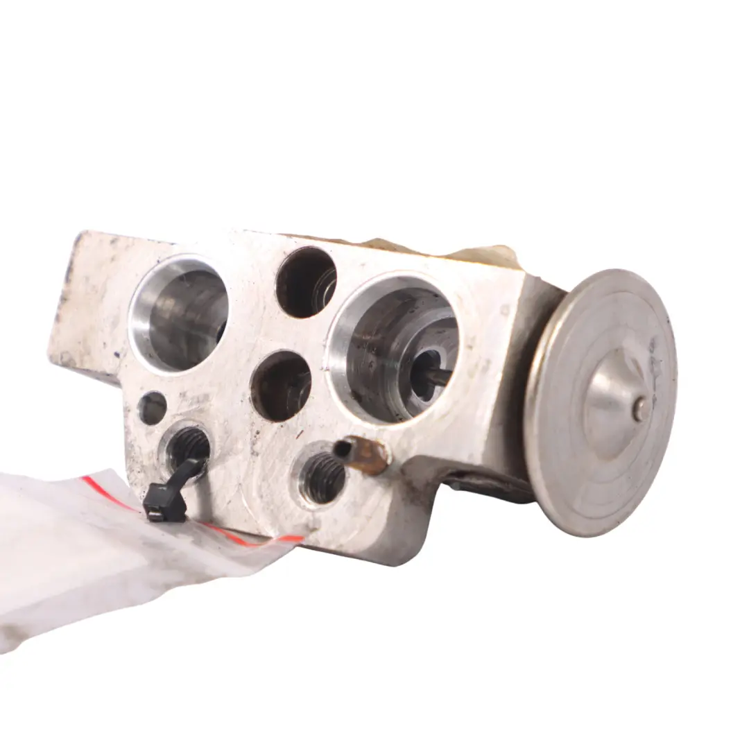 DFTA A/C Condition Climate Expansion Valve to Audi Q3 8U 2.0 TDI with Part number 8U0820679 Audi Q3 8U 2.0 TDI DFTA A/C Condition Climate Expansion Valve - SKU 8U0820679 - Part number 8U0820679