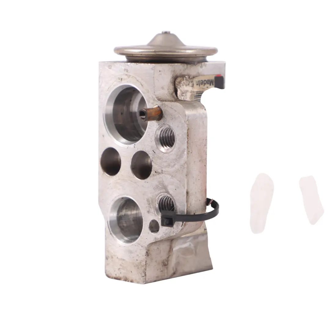 DFTA A/C Zustand Klima Expansion Ventil für Audi Q3 8U 2.0 TDI mit Teilenummer 8U0820679 Audi Q3 8U 2.0 TDI DFTA A/C Zustand Klima Expansion Ventil - SKU 8U0820679 - Teilenummer 8U0820679