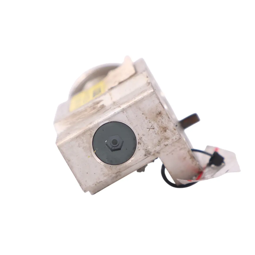 DFTA Valvola di espansione aria condizionata per Audi Q3 8U 2.0 TDI con numero di parte 8U0820679 Audi Q3 8U 2.0 TDI DFTA Valvola di espansione aria condizionata - SKU 8U0820679 - Numero di parte 8U0820679