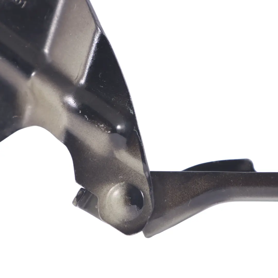 Charnière de capot avant gauche Noir Brillant - Y9B 8U0823301 pour Audi Q3 8U à propos du numéro de pièce 8U0823301-BBL Audi Q3 8U Charnière de capot avant gauche Noir Brillant - Y9B 8U0823301 - SKU 8U0823301-BBL - Numéro de pièce 8U0823301-BBL