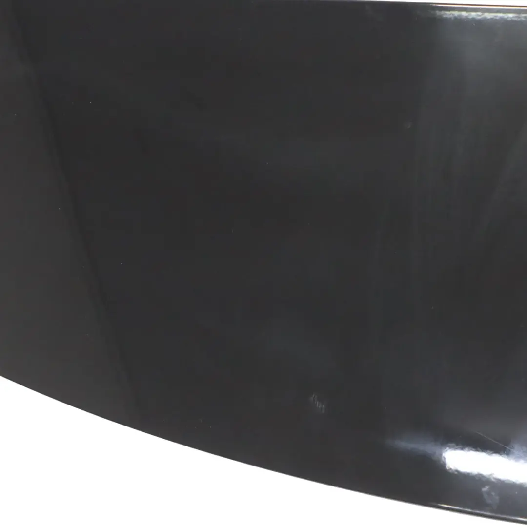 Audi Q3 8U Panneau Spoiler arrière de hayon de coffre Noir brillant - LY9B - SKU 8U0827933F-BBL1 - Numéro de pièce 8U0827933F