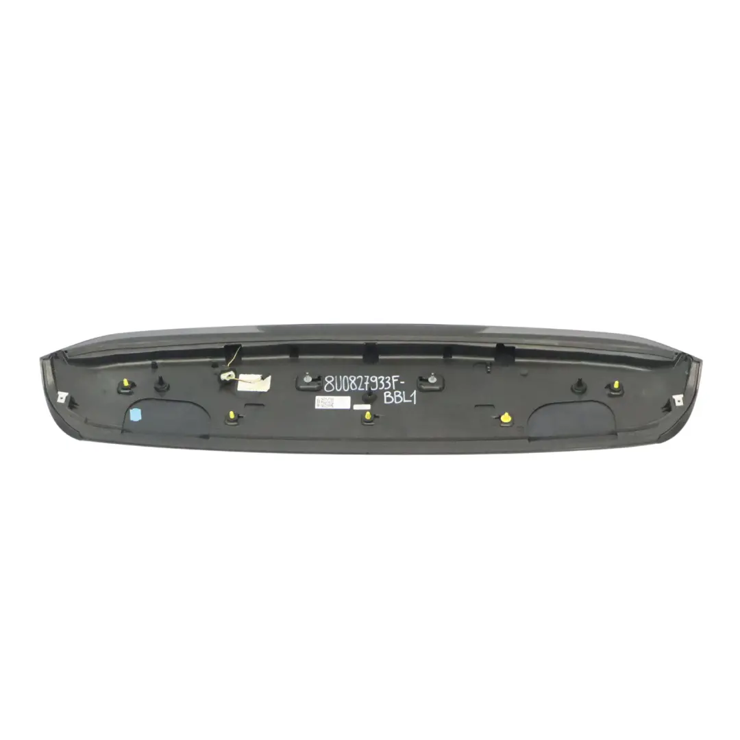 Audi Q3 8U Panneau Spoiler arrière de hayon de coffre Noir brillant - LY9B - SKU 8U0827933F-BBL1 - Numéro de pièce 8U0827933F