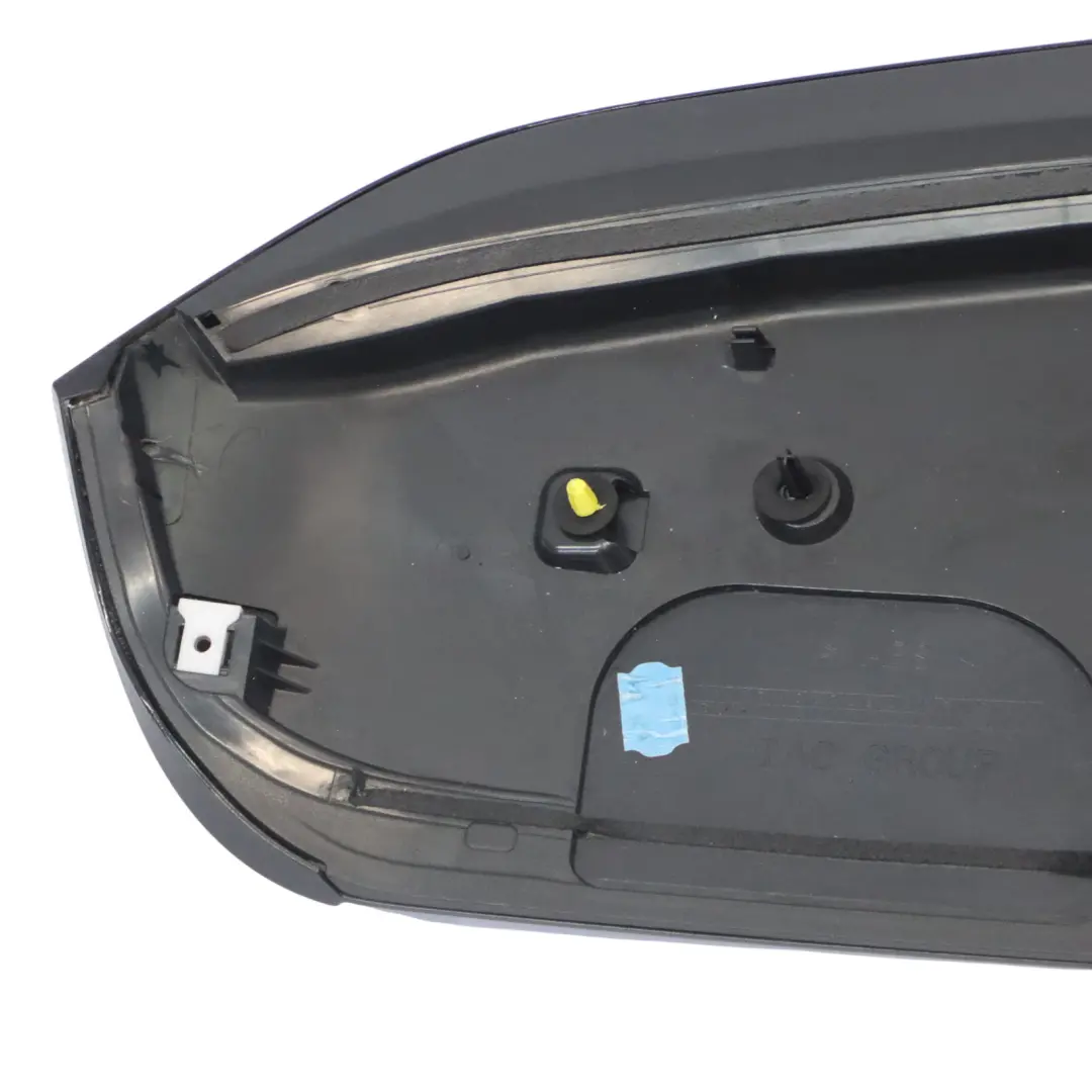 Audi Q3 8U Panneau Spoiler arrière de hayon de coffre Noir brillant - LY9B - SKU 8U0827933F-BBL1 - Numéro de pièce 8U0827933F