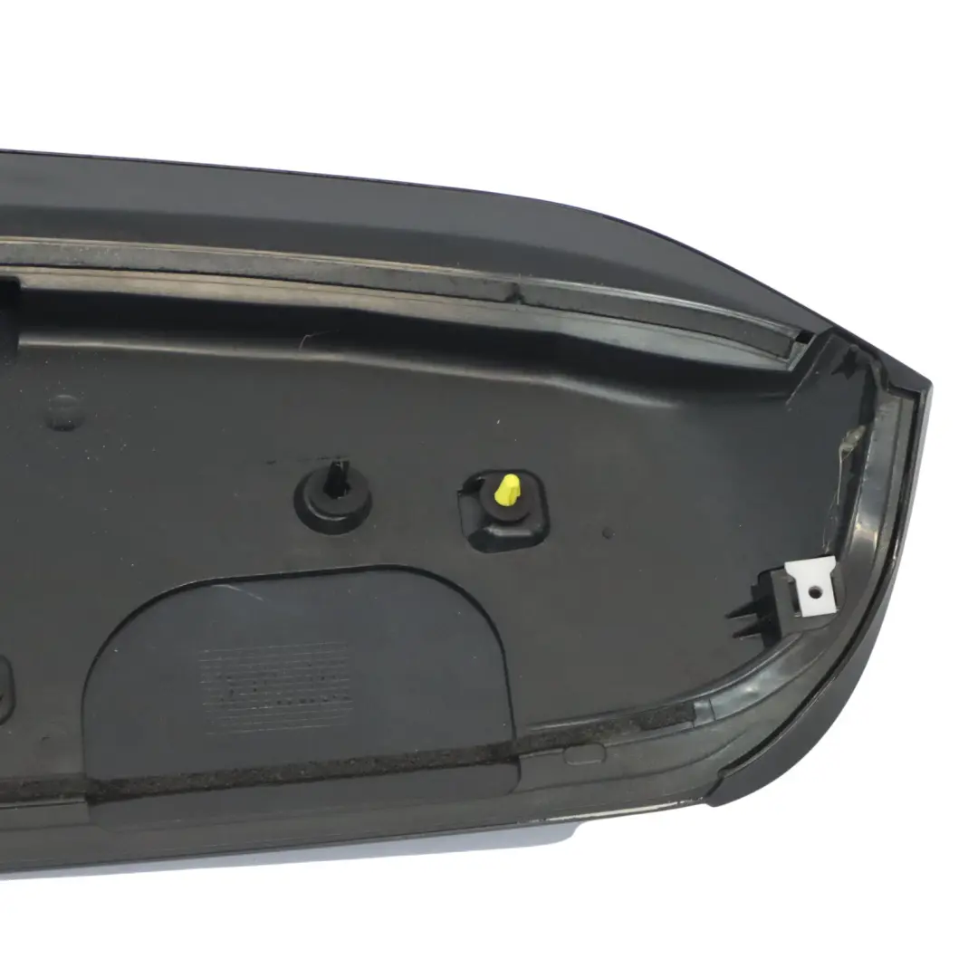Audi Q3 8U Panneau couvercle coffre Panneau spoiler arrière Noir Mythique - Y9T - SKU 8U0827933F-MYB - Numéro de pièce 8U0827933F-MYB