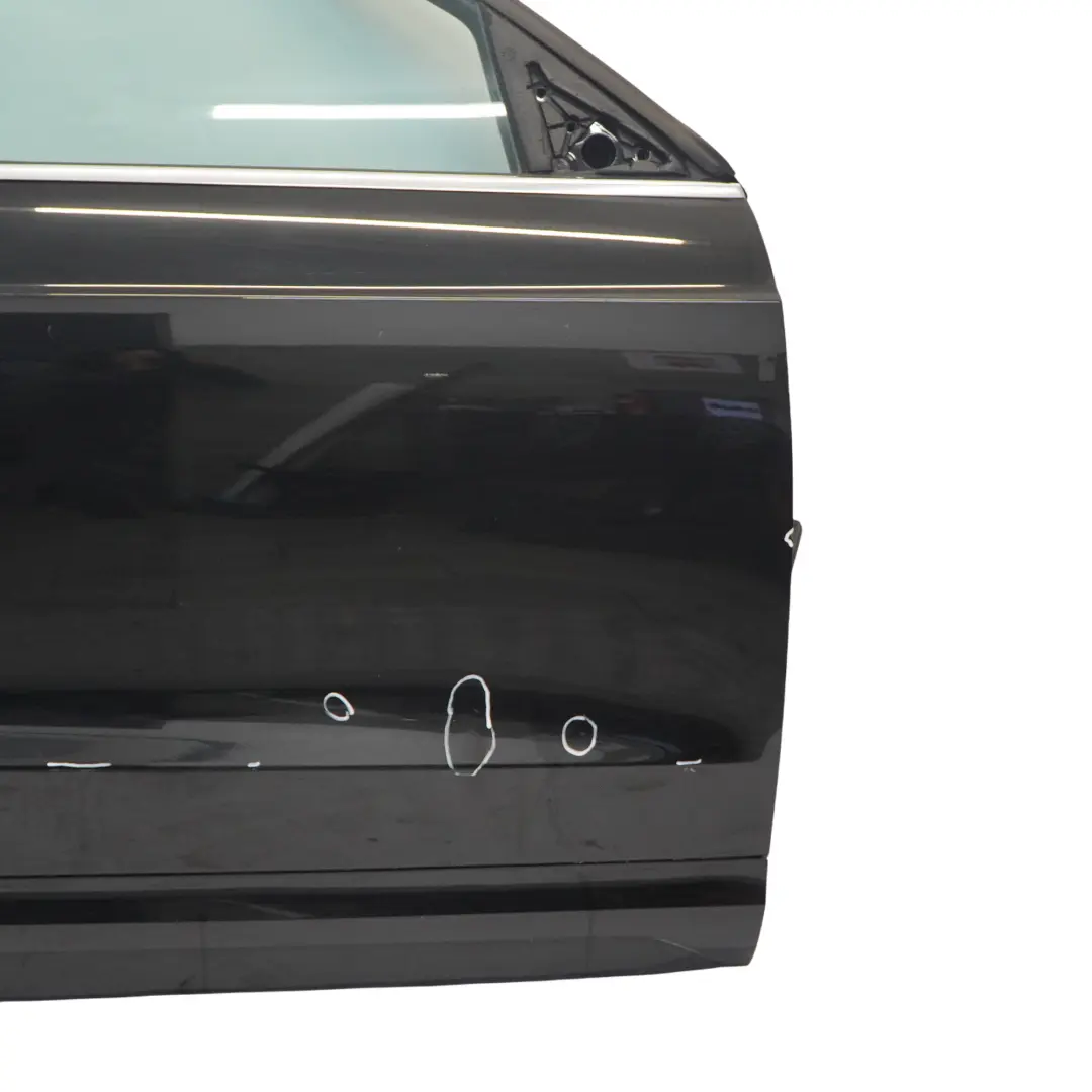 Audi Q3 8U Panel Revestimiento Puerta Delantera Derecha Mythical Black - Y9T - SKU 8U0831052C-MYB - Número de pieza 8U0831052C