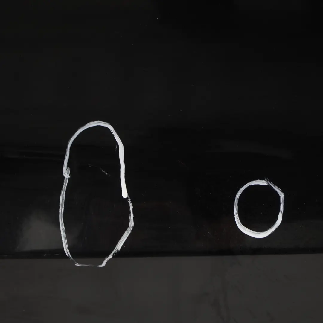 Panneau de recouvrement de porte avant droite Mythical Black - Y9T pour Audi Q3 8U à propos du numéro de pièce 8U0831052C Audi Q3 8U Panneau de recouvrement de porte avant droite Mythical Black - Y9T - SKU 8U0831052C-MYB - Numéro de pièce 8U0831052C