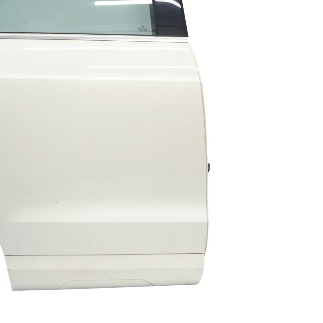 Tür hinten rechts Amalfi White Weiss - Y9K für Audi Q3 8U mit Teilenummer 8U0833052 Audi Q3 8U Tür hinten rechts Amalfi White Weiss - Y9K - SKU 8U0833052-AWH - Teilenummer 8U0833052