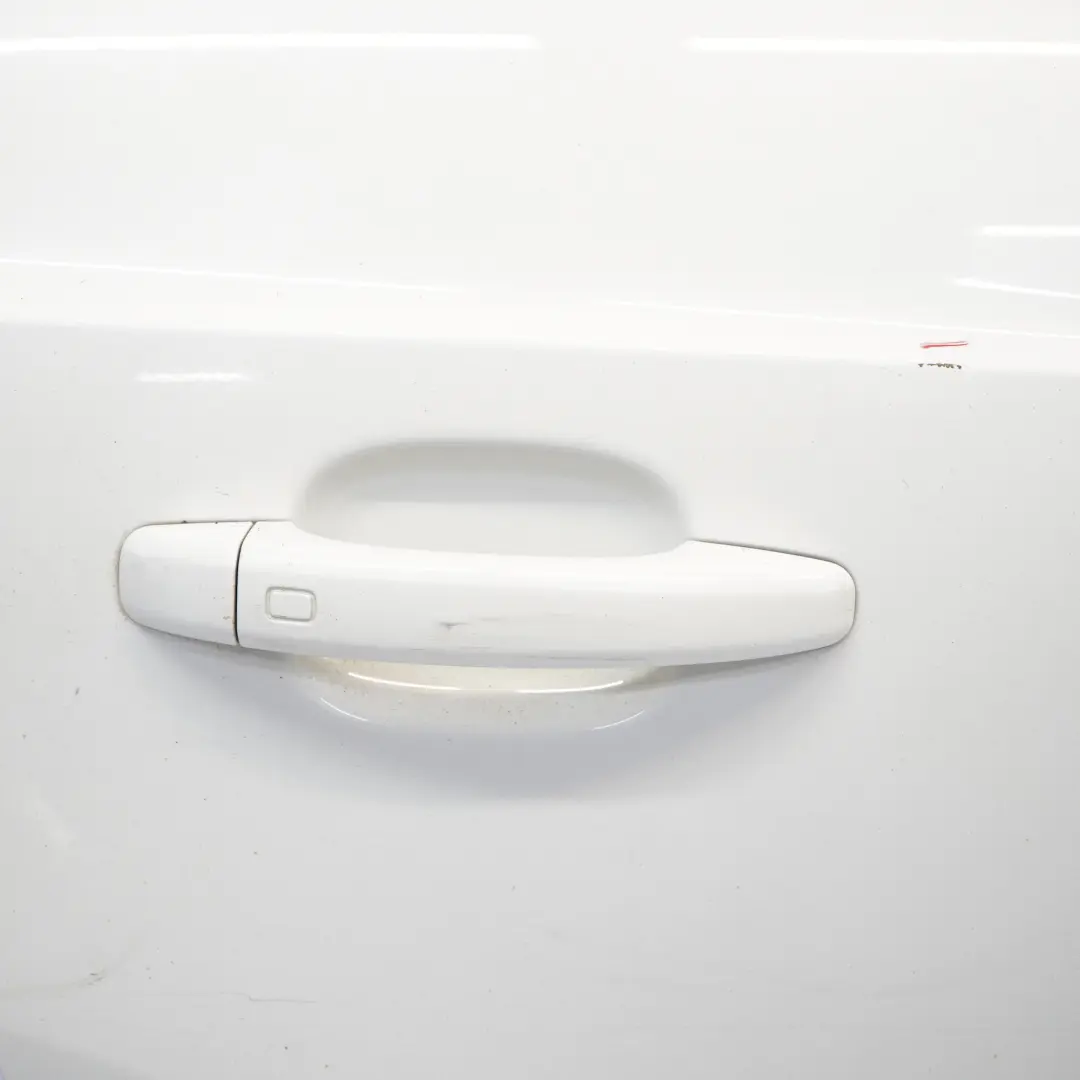 Porta posteriore destra Amalfi White Bianco - Y9K per Audi Q3 8U con numero di parte 8U0833052 Audi Q3 8U Porta posteriore destra Amalfi White Bianco - Y9K - SKU 8U0833052-AWH - Numero di parte 8U0833052