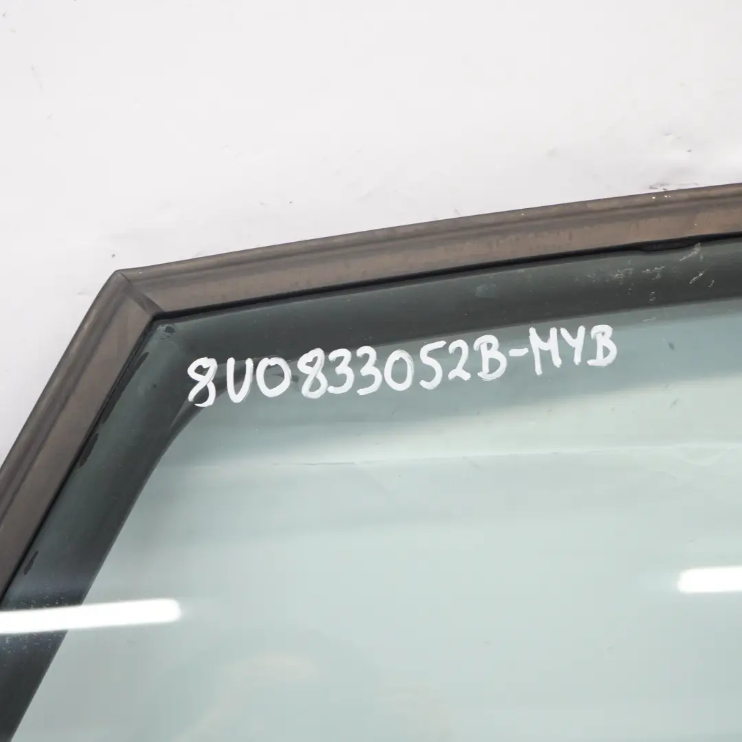 Panneau de recouvrement de porte arrière droite Mythical Black - Y9T pour Audi Q3 8U à propos du numéro de pièce 8U0833052B Audi Q3 8U Panneau de recouvrement de porte arrière droite Mythical Black - Y9T - SKU 8U0833052B-MYB - Numéro de pièce 8U0833052B