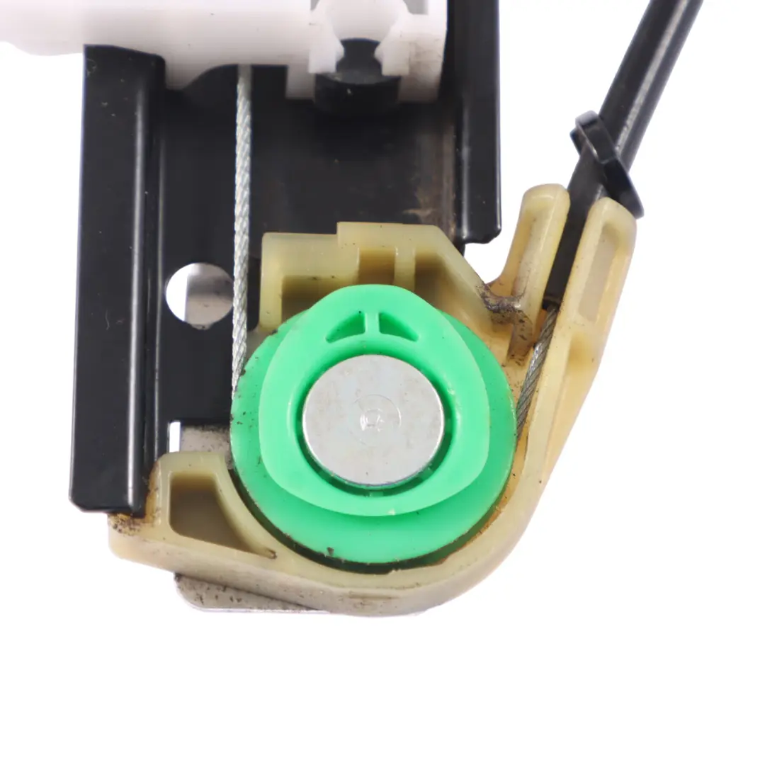 Audi Q3 8U Heckscheiben Motor Mechanismus Regulator Rechts - SKU 8U0839462 - Teilenummer 8U0839462
