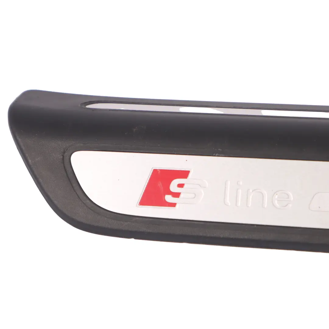 Nakładka Progu Listwa Progowa S Line Przód Prawy do Audi Q3 8U o numerze 8U0853374B Audi Q3 8U Nakładka Progu Listwa Progowa S Line Przód Prawy - SKU 8U0853374B - Numer Części 8U0853374B