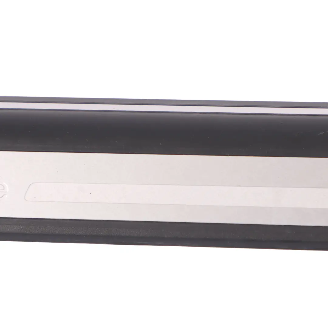 Bande de seuil de la porte avant droite S Line pour Audi Q3 8U à propos du numéro de pièce 8U0853374B Audi Q3 8U Bande de seuil de la porte avant droite S Line - SKU 8U0853374B - Numéro de pièce 8U0853374B