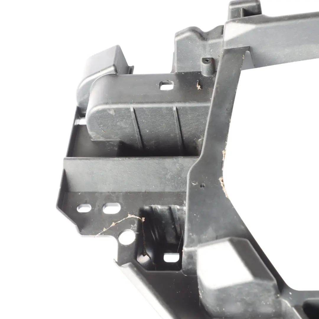 Bumper Bracket Fronts Grille Mounting Holder Cover to Audi Q3 8U with Part number 8U0853692C Audi Q3 8U Bumper Bracket Fronts Grille Mounting Holder Cover - SKU 8U0853692C - Part number 8U0853692C