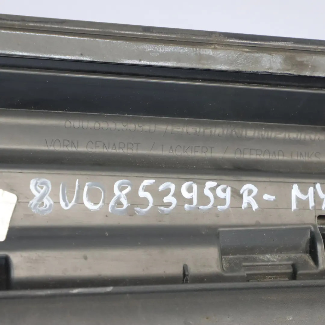 Türverkleidung S-Line Zierleiste vorne links Mythical Black - Y9T für Audi Q3 8U mit Teilenummer 8U0853959R Audi Q3 8U Türverkleidung S-Line Zierleiste vorne links Mythical Black - Y9T - SKU 8U0853959R-MYB - Teilenummer 8U0853959R