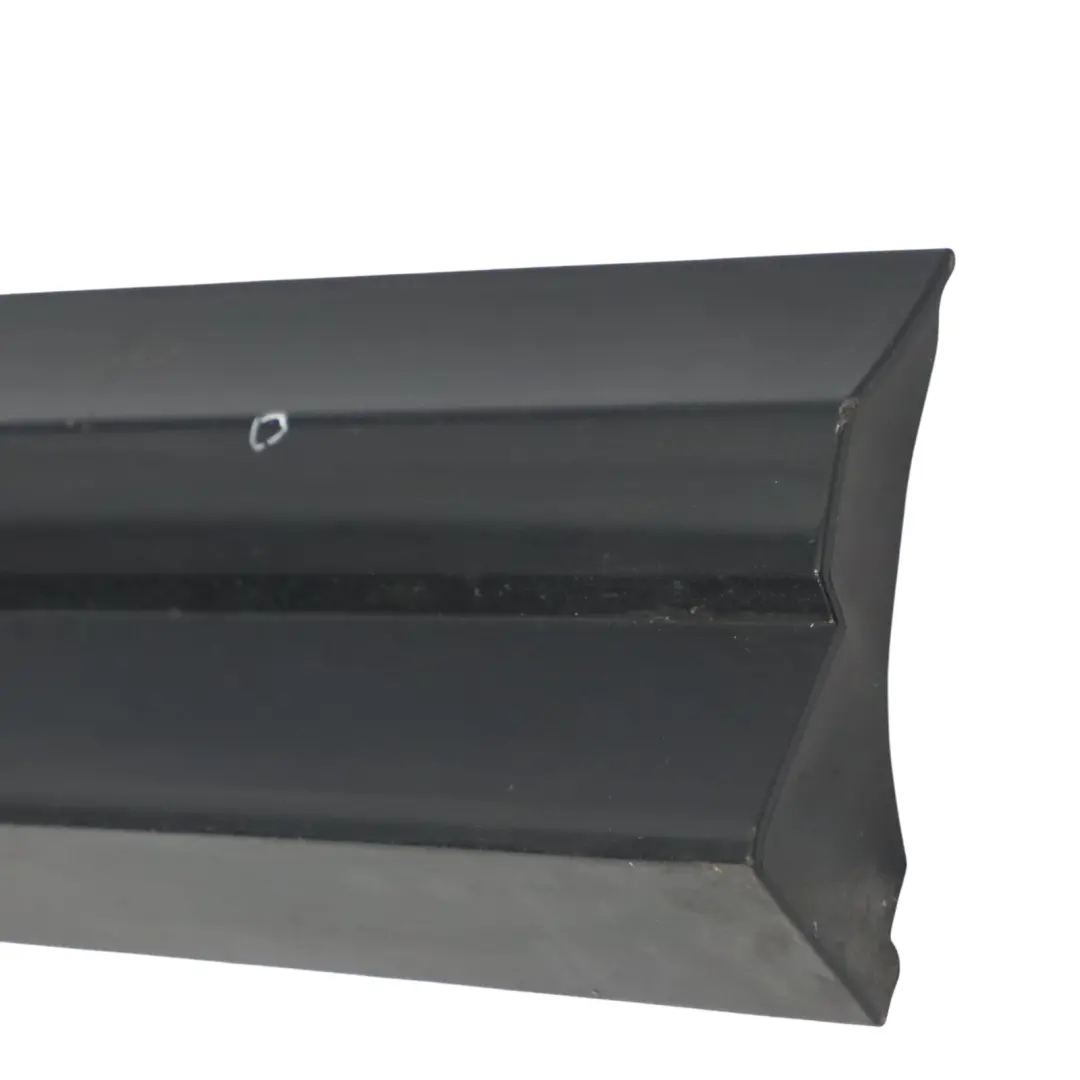 Audi Q3 8U S-Line Porte Bande de moulage avant gauche Mythical Black - Y9T - SKU 8U0853959R-MYB - Numéro de pièce 8U0853959R