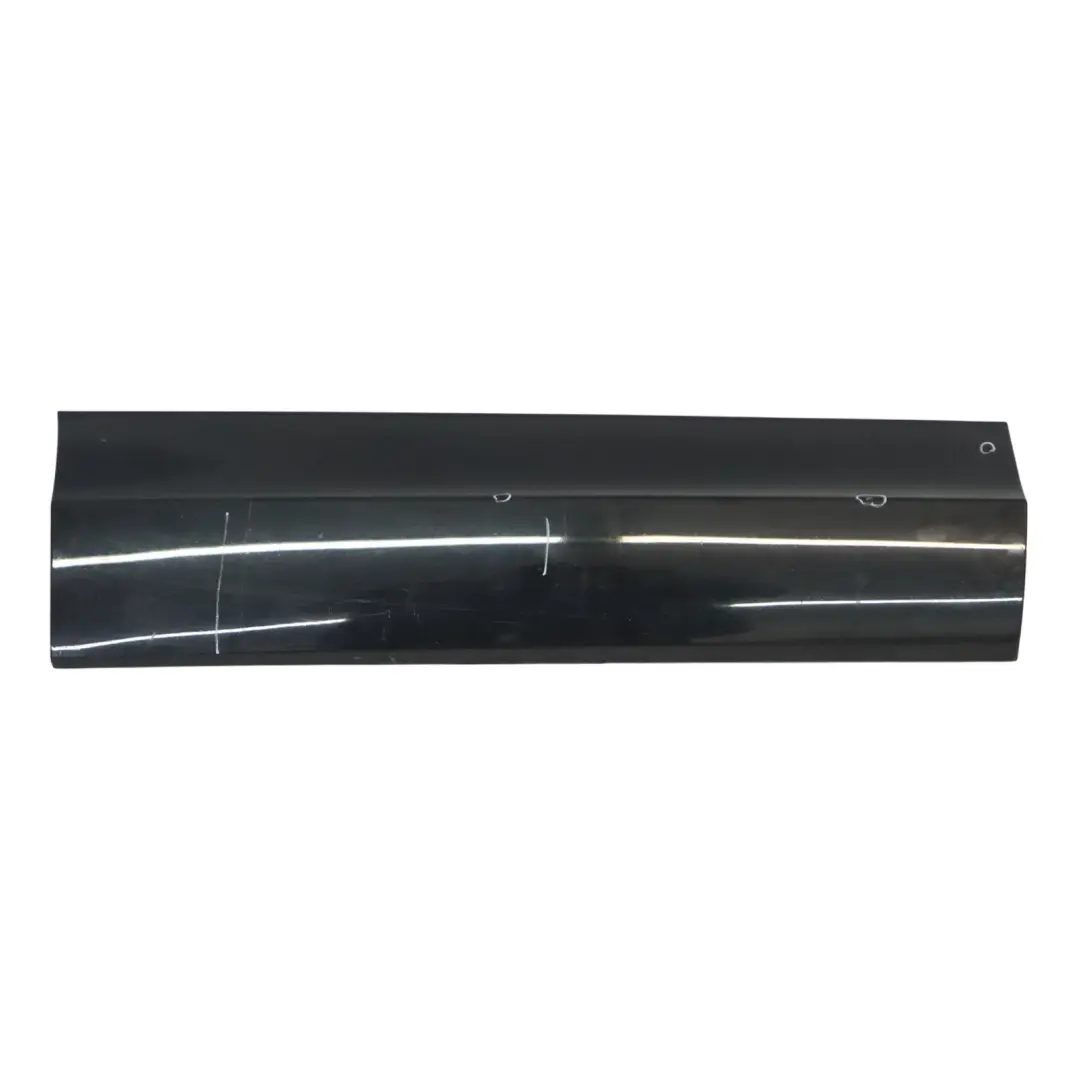 Striscia modanatura porta posteriore destra Brilliant Black - Y9B per Audi Q3 8U con numero di parte 8U0853970N Audi Q3 8U Striscia modanatura porta posteriore destra Brilliant Black - Y9B - SKU 8U0853970N-BBL - Numero di parte 8U0853970N