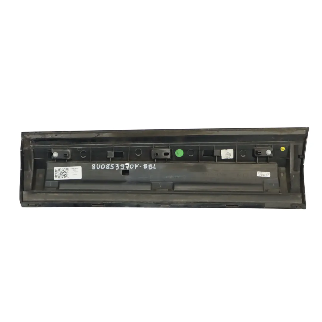 Bande de moulure de porte arrière droite Brilliant Black - Y9B pour Audi Q3 8U à propos du numéro de pièce 8U0853970N Audi Q3 8U Bande de moulure de porte arrière droite Brilliant Black - Y9B - SKU 8U0853970N-BBL - Numéro de pièce 8U0853970N