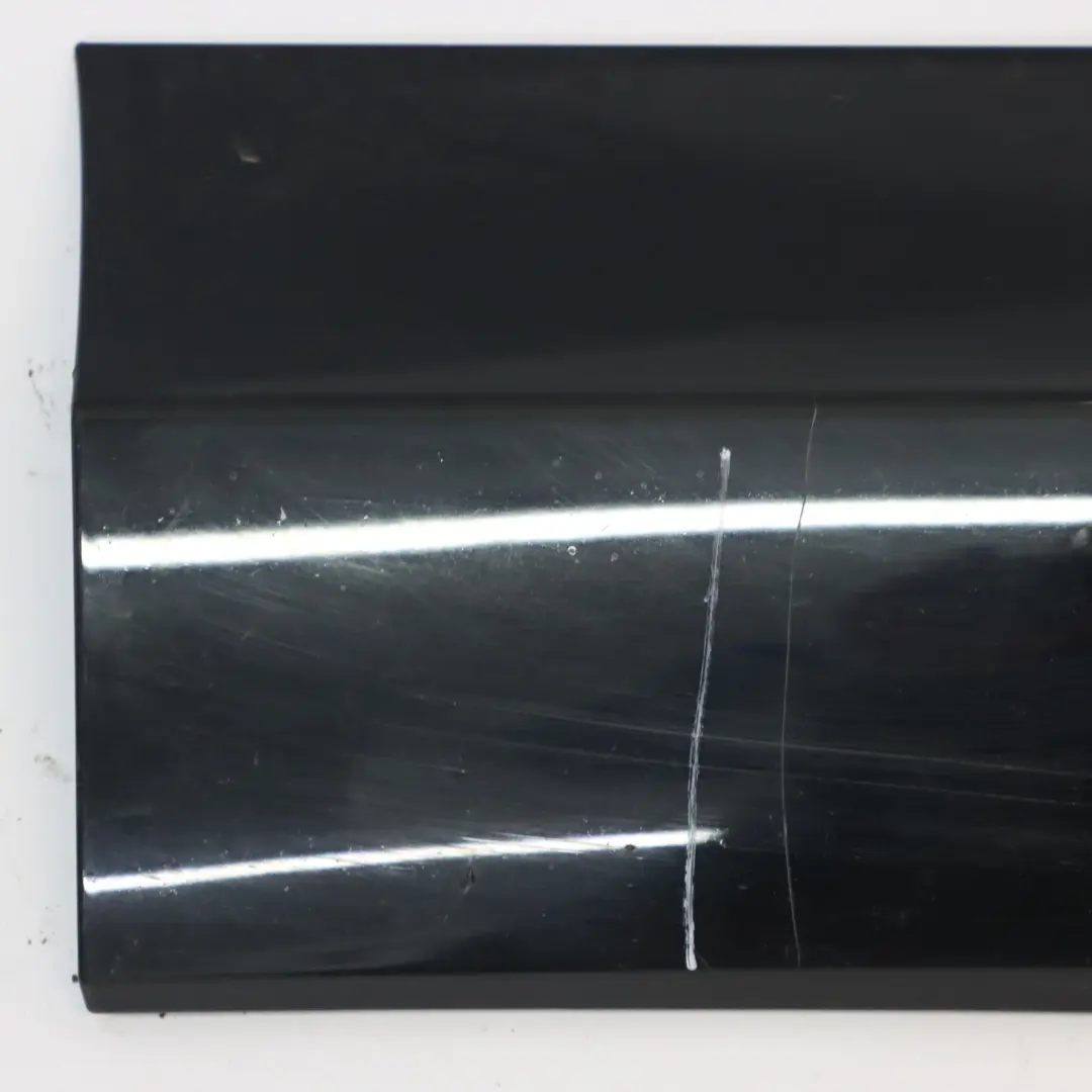 Audi Q3 8U moldura de puerta trasera derecha Brilliant Black Metallic - Y9B - SKU 8U0853970N-BBL - Número de pieza 8U0853970N
