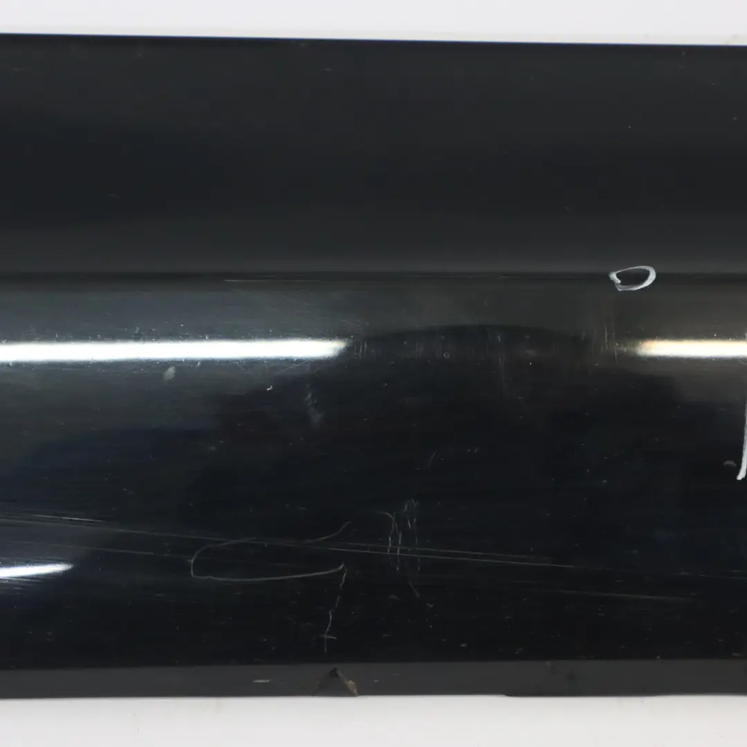 Audi Q3 8U moldura de puerta trasera derecha Brilliant Black Metallic - Y9B - SKU 8U0853970N-BBL - Número de pieza 8U0853970N