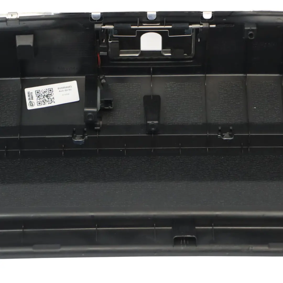 Hinteren Kofferraum Verriegelung Trim Abdeckung Panel Tray für Audi Q3 8U mit Teilenummer 8U0864483 Audi Q3 8U Hinteren Kofferraum Verriegelung Trim Abdeckung Panel Tray - SKU 8U0864483 - Teilenummer 8U0864483