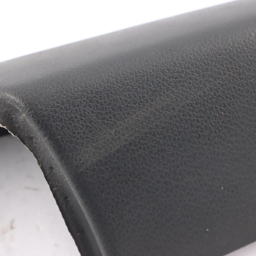 Panel Reposabrazos Puerta Delantera Izquierda Soul Negro para Audi Q3 8U con número de pieza 8U0867173 Audi Q3 8U Panel Reposabrazos Puerta Delantera Izquierda Soul Negro - SKU 8U0867173 - Número de pieza 8U0867173