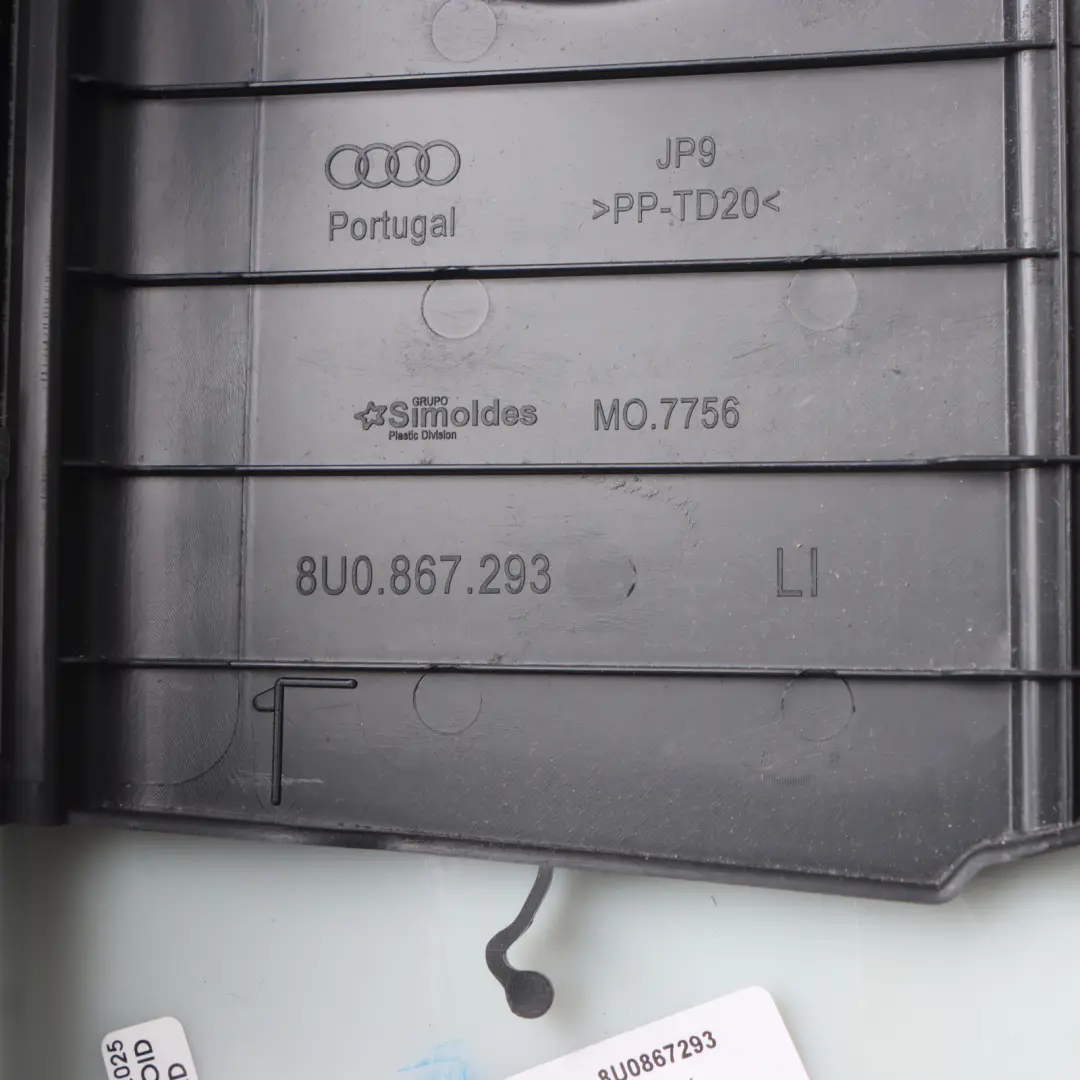 Audi Q3 8U Puerta Pilar B Embellecedor Panel Izquierdo - SKU 8U0867293 - Número de pieza 8U0867293