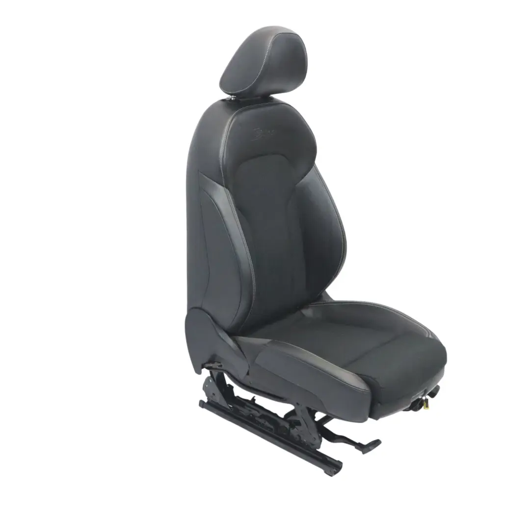 Audi Q3 8U Sportsitz Vorne Llinks S-Line Interieur Halbleder Schwarz Silber - SKU 8U0881805AM - Teilenummer 8U0881805AM