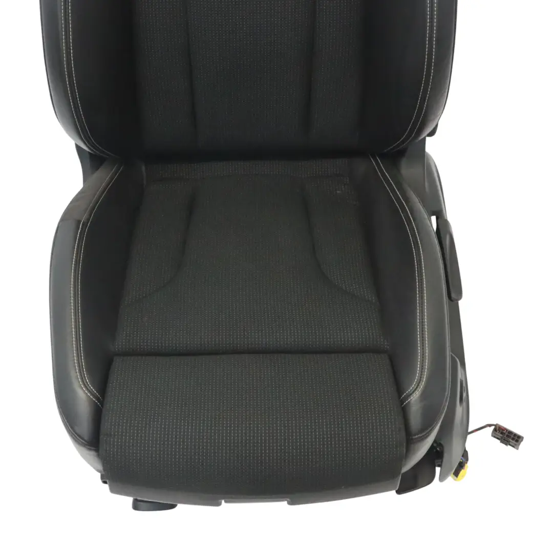 Audi Q3 8U Sedile sport anteriore sinistro S-Line Mezza Pelle Nero Argento - SKU 8U0881805AM - Numero di parte 8U0881805AM
