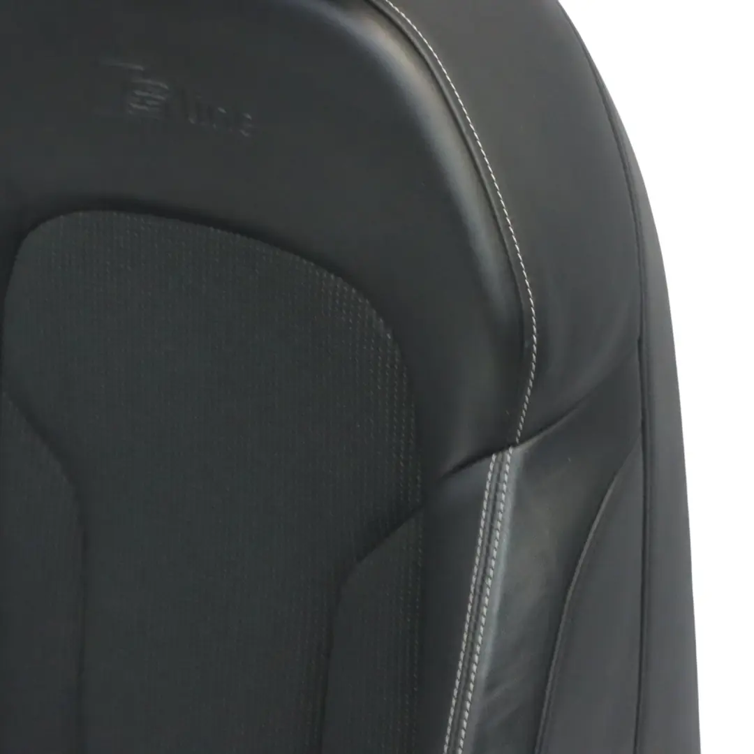 Delantero Derecho S-Line Medio Cuero Negro Plata para Audi Q3 8U Sport Seat con número de pieza 8U0881806AM Audi Q3 8U Sport Seat Delantero Derecho S-Line Medio Cuero Negro Plata - SKU 8U0881806AM - Número de pieza 8U0881806AM