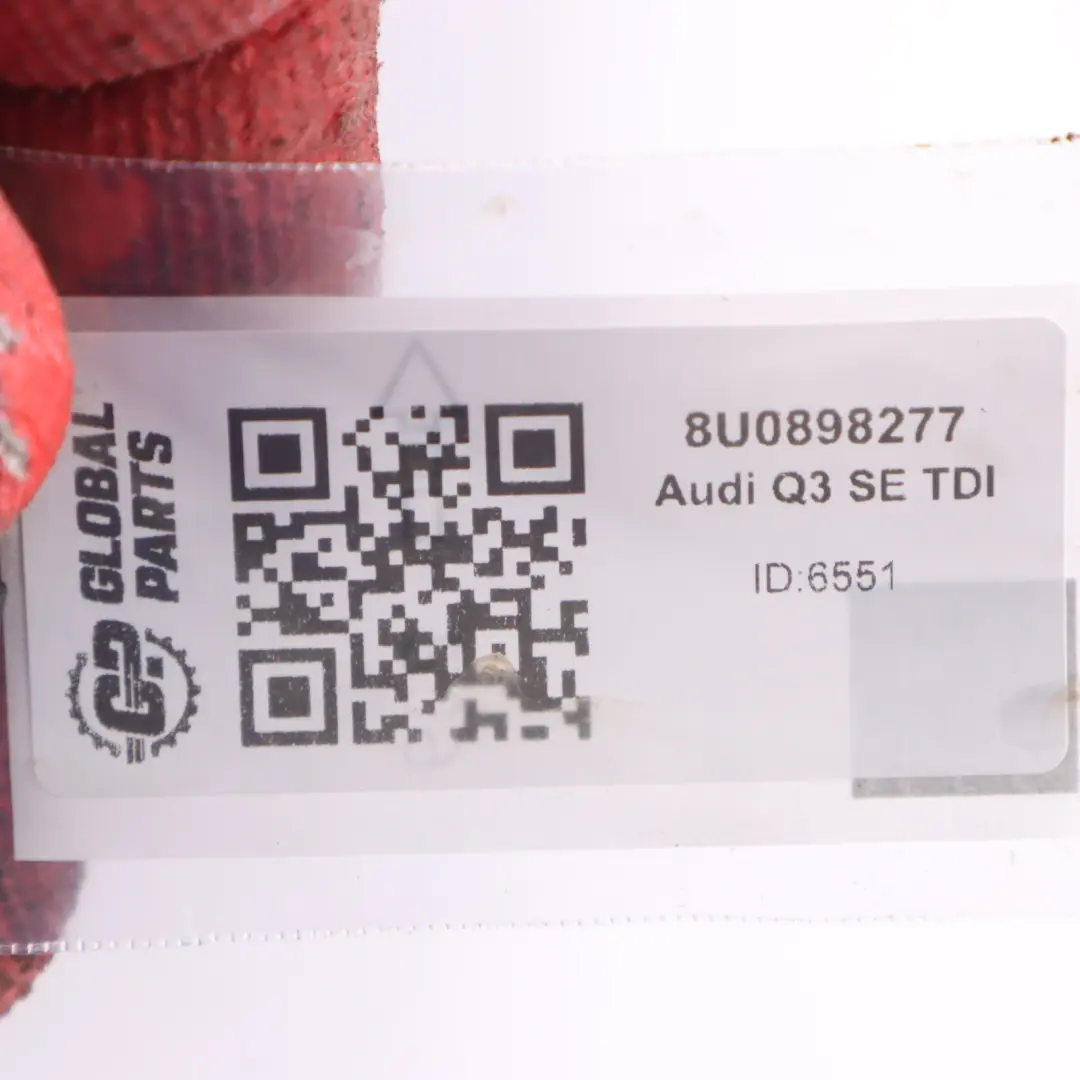 Audi Q3 8U Podłokietnik Konsoli Środkowej Czarny Materiałowy 8U0864207F - SKU 8U0898277 - Numer Części 8U0898277