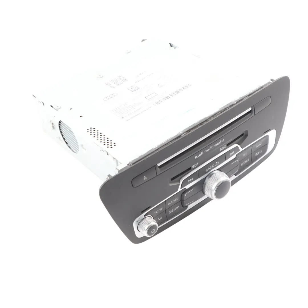 Audi Q3 8U Sat Navi Radio estéreo Unidad principal Reproductor CD - SKU 8U1035192A - Número de pieza 8U1035192A