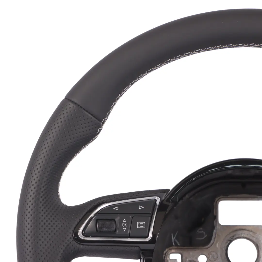 NUOVO Volante in Pelle Nera Fondo Piatto per Audi A3 8V S-Line con numero di parte 8V0419091R Audi A3 8V S-Line NUOVO Volante in Pelle Nera Fondo Piatto - SKU 8V0419091R-1 - Numero di parte 8V0419091R