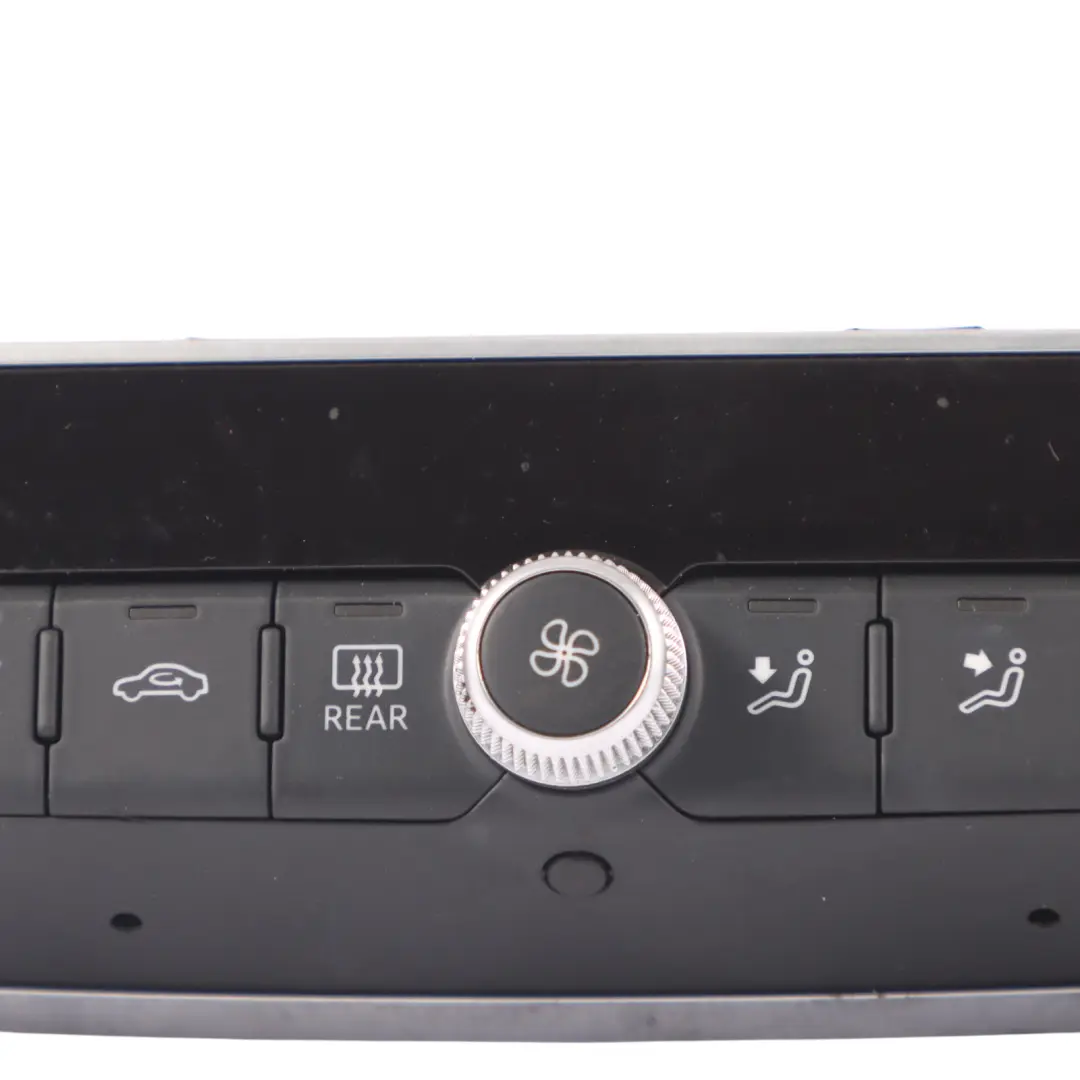 Audi A3 8V Panneau de Contrôle Climatisation A/C Climate Switch - SKU 8V0820043AM - Numéro de pièce 8V0820043AM