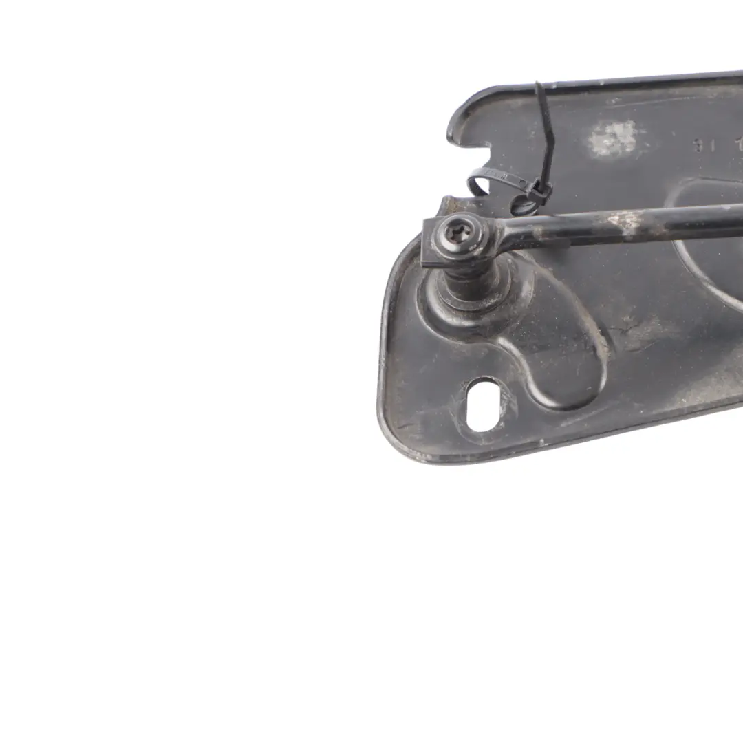 Audi A3 RS3 8V Capot de capot verrouillé gauche - SKU 8V0823185B - Numéro de pièce 8V0823185B