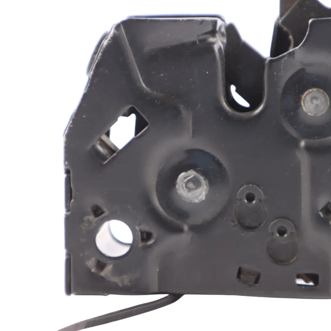 Crochet De Verrouillage De Capot Moteur Audi A3 8V pour à propos du numéro de pièce 8V0823509A Crochet De Verrouillage De Capot Moteur Audi A3 8V - SKU 8V0823509A - Numéro de pièce 8V0823509A